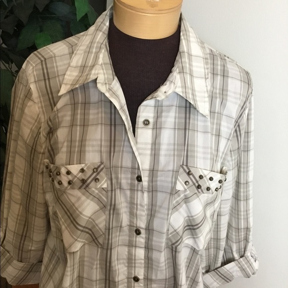 STYLE & Co large NWT button down top - Picture 2 of 13